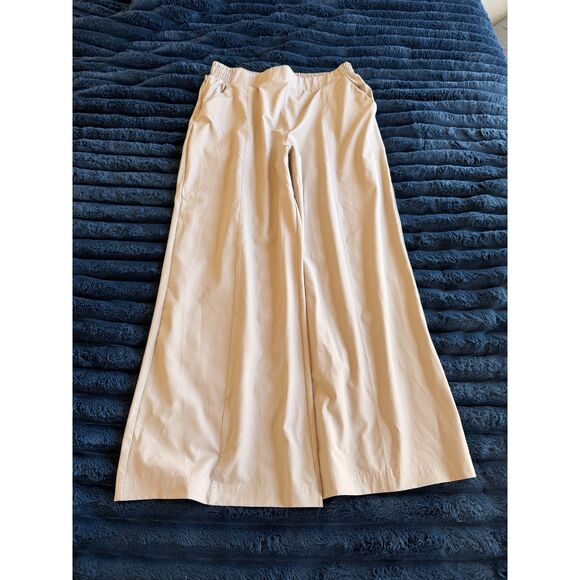 Fabletics Wide Leg Pants Women’s XL Elevated Clean Girl Coastal Travel Cream - Picture 4 of 4